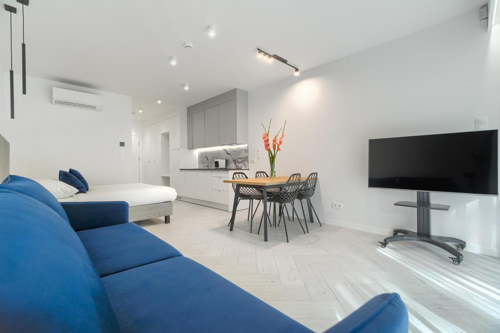 Sea & Lake - City Apartments Миелно Екстериор снимка