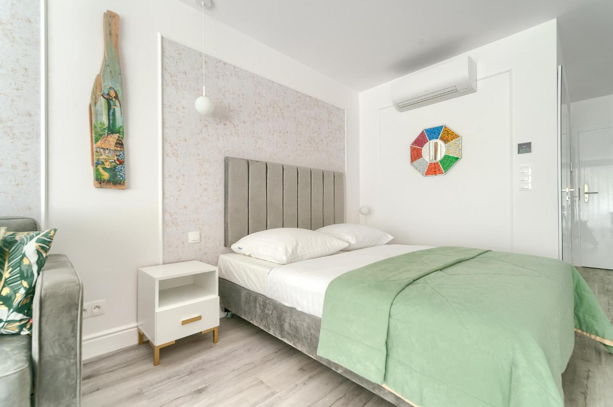 Sea & Lake - City Apartments Миелно Екстериор снимка
